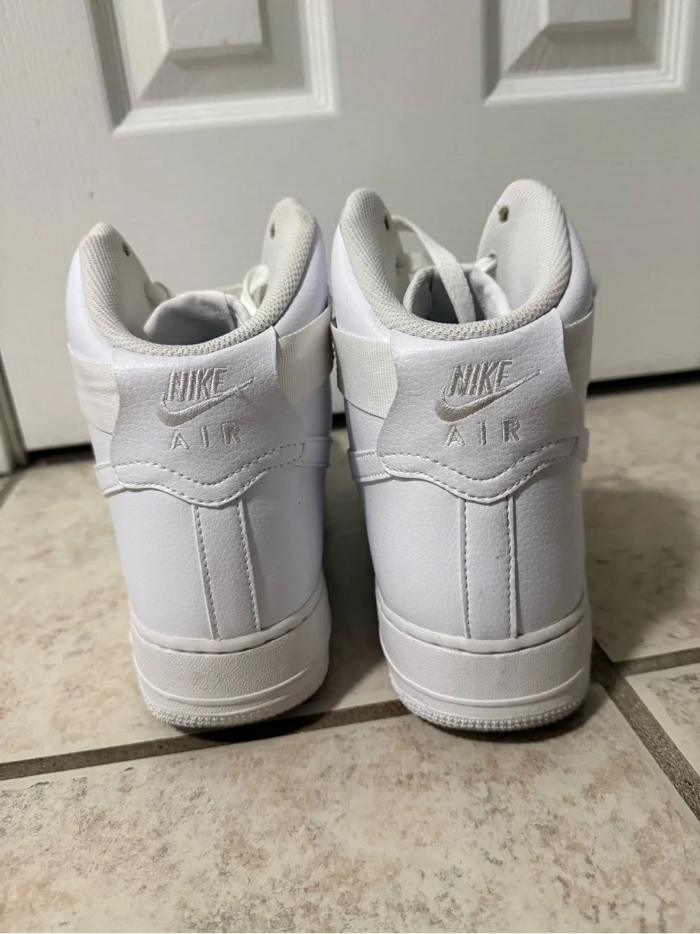 Nike Air Force 1 High White Leather High-Tops